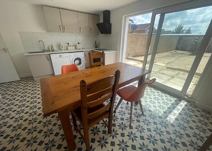 6 Bedroom House In Oxford